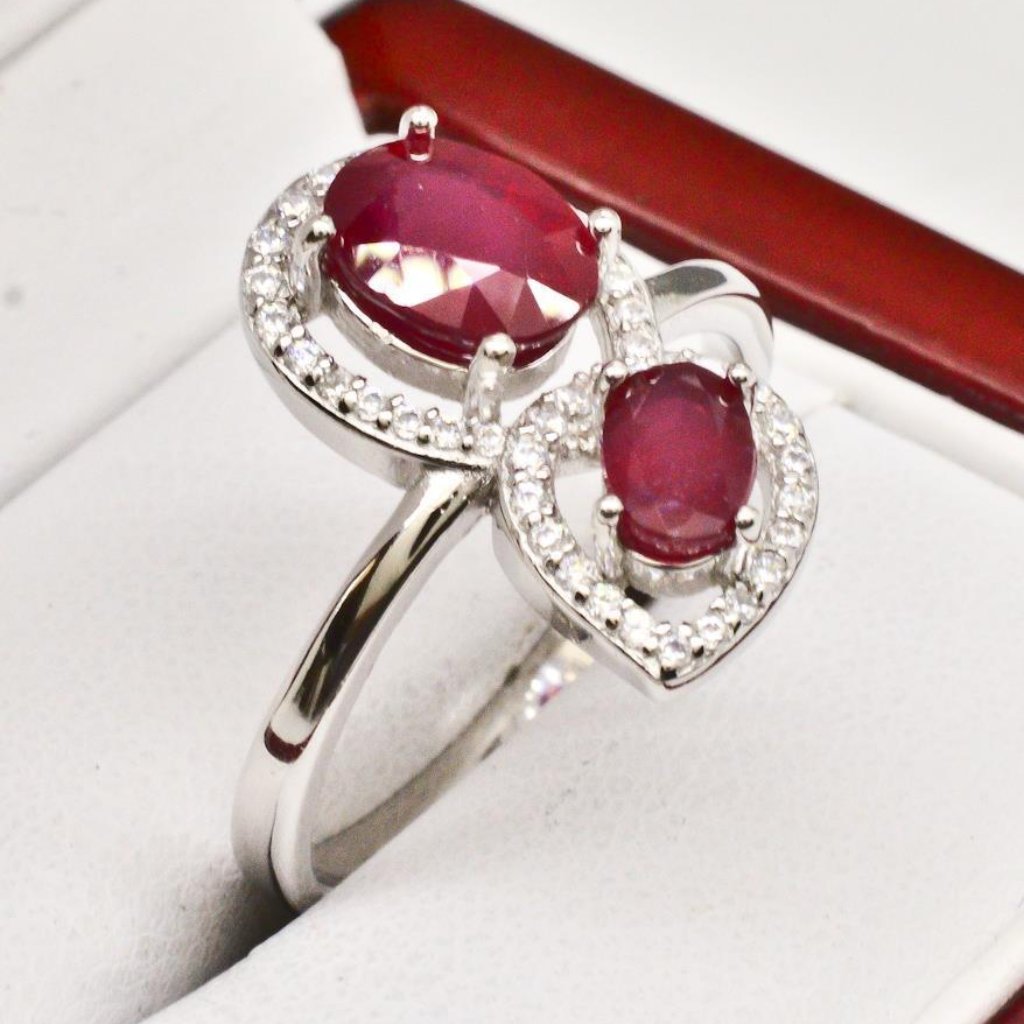 New Womens Ruby 24cttw Ring 92514kt Size 9 Gift Boxed